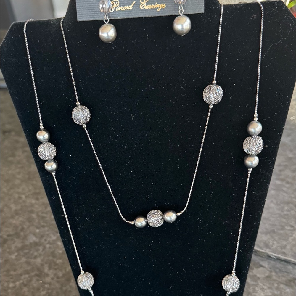 Park Lane Shadow Necklace and Matching Earring Set